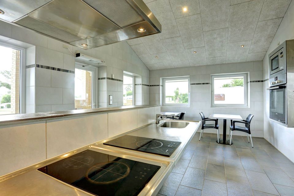 Køkkenfaciliteter på Sønderballe Strand Camping