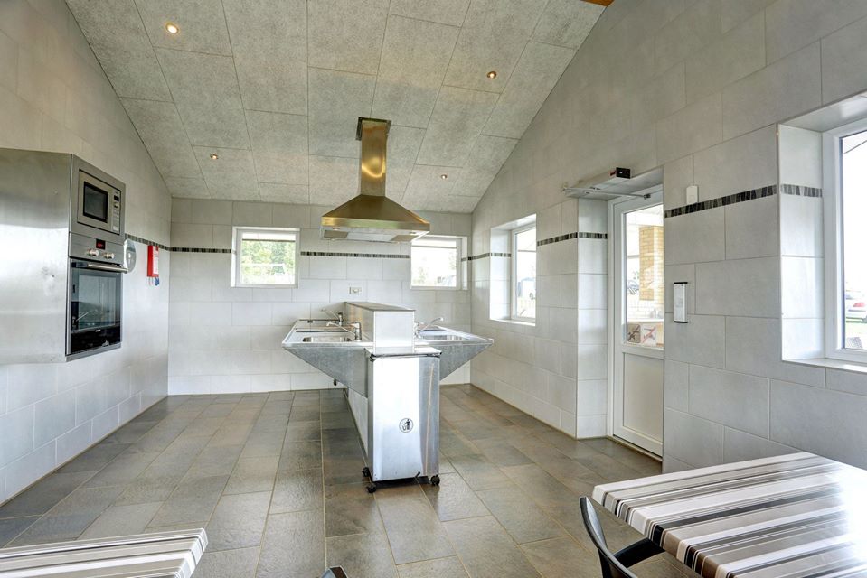 Køkkenfaciliteter på Sønderballe Strand Camping